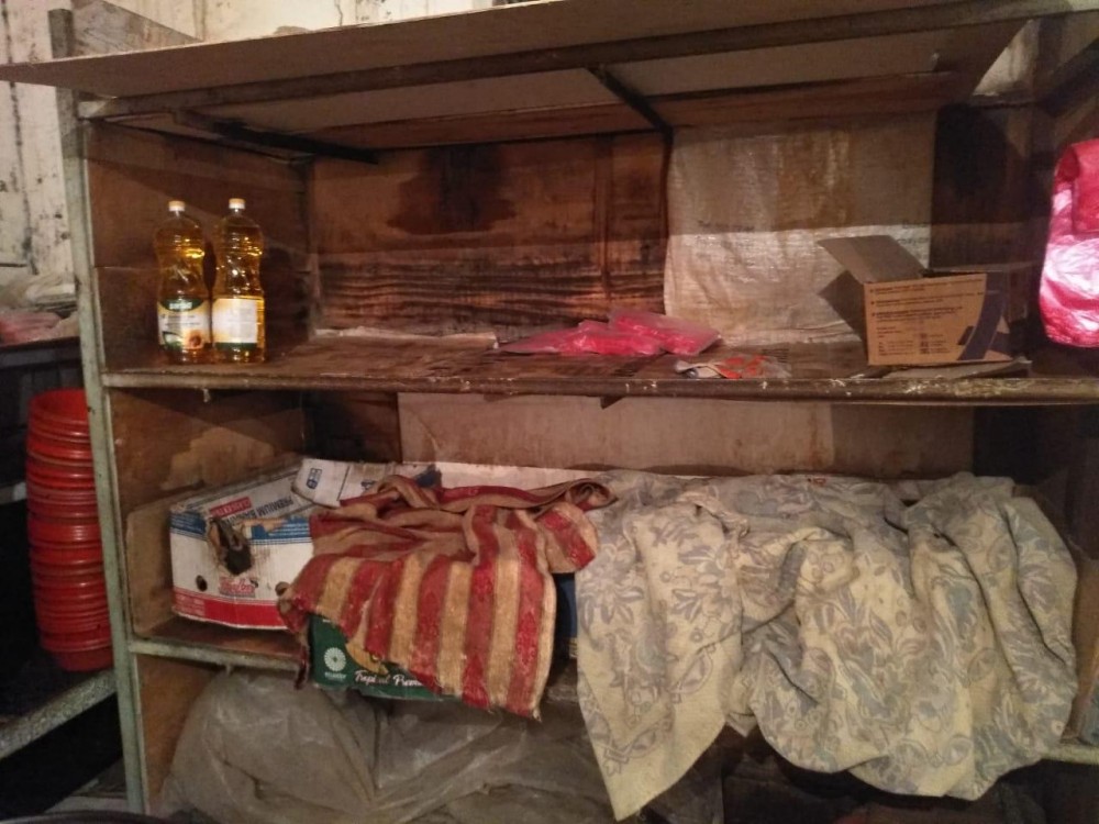 Mingəçevirdə bu şəraitdə çörək bişirib, satıblar - FOTOLAR